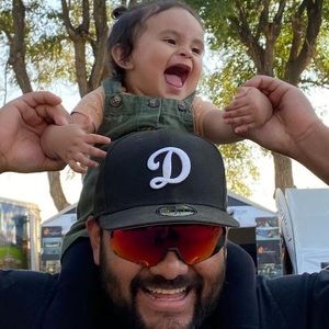 Meet your Posher, Moises